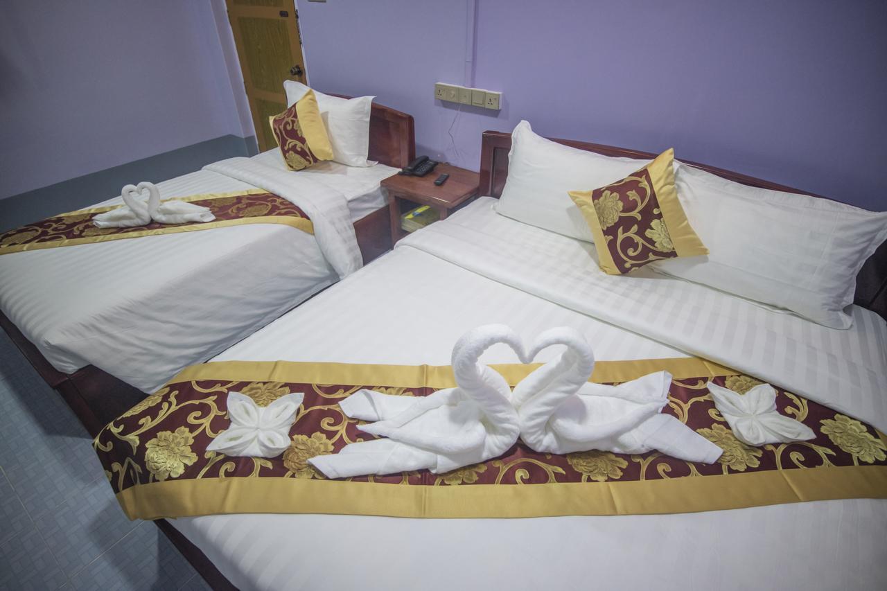 Golden Gum-Kino Hotel Мандалай Екстер'єр фото