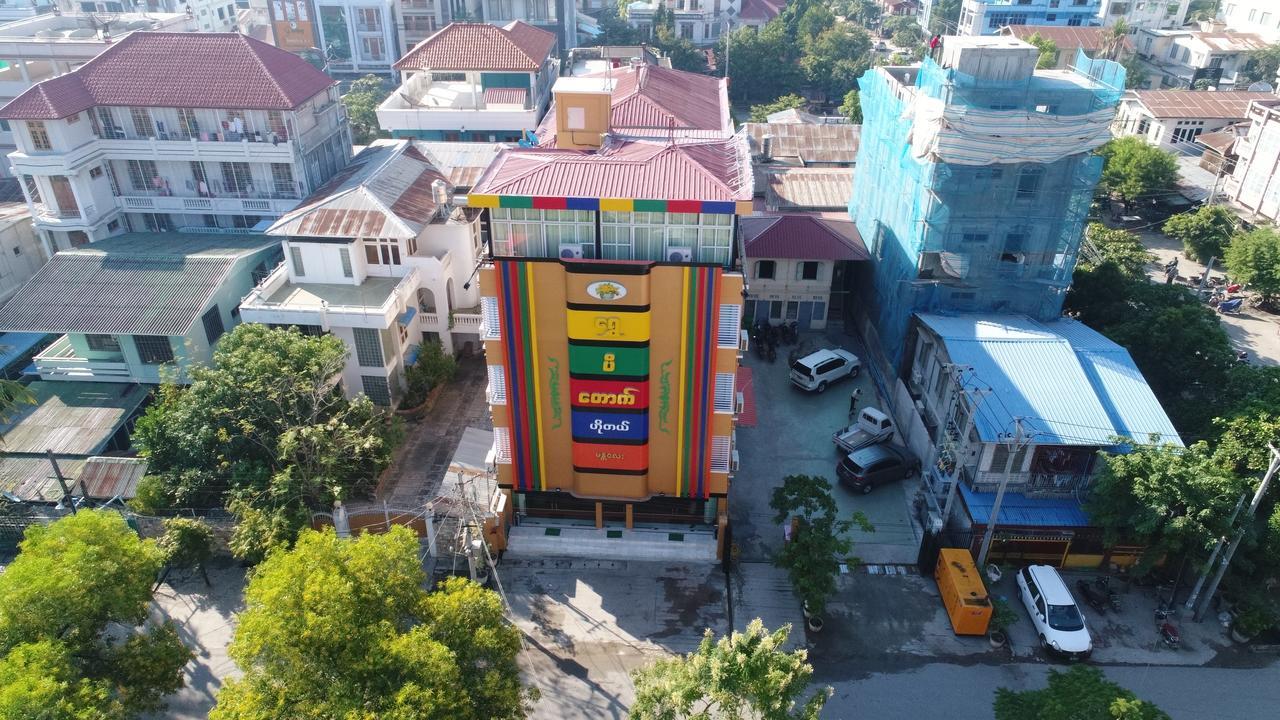 Golden Gum-Kino Hotel Мандалай Екстер'єр фото